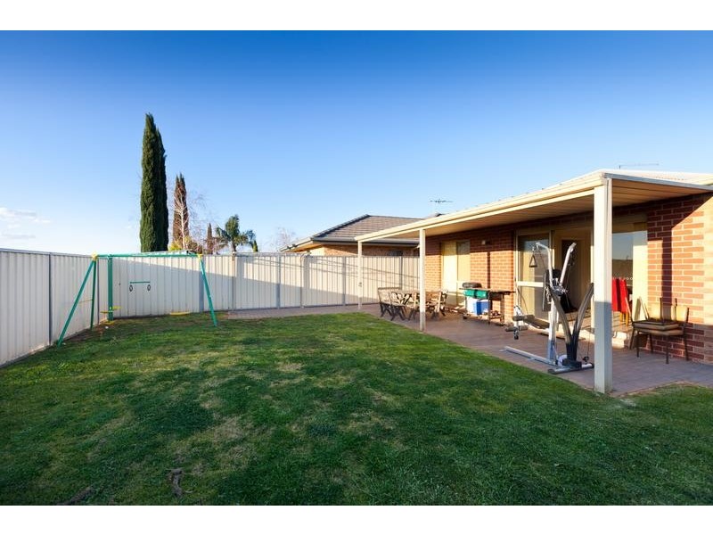 2 Louisiana Court, Mildura VIC 3500