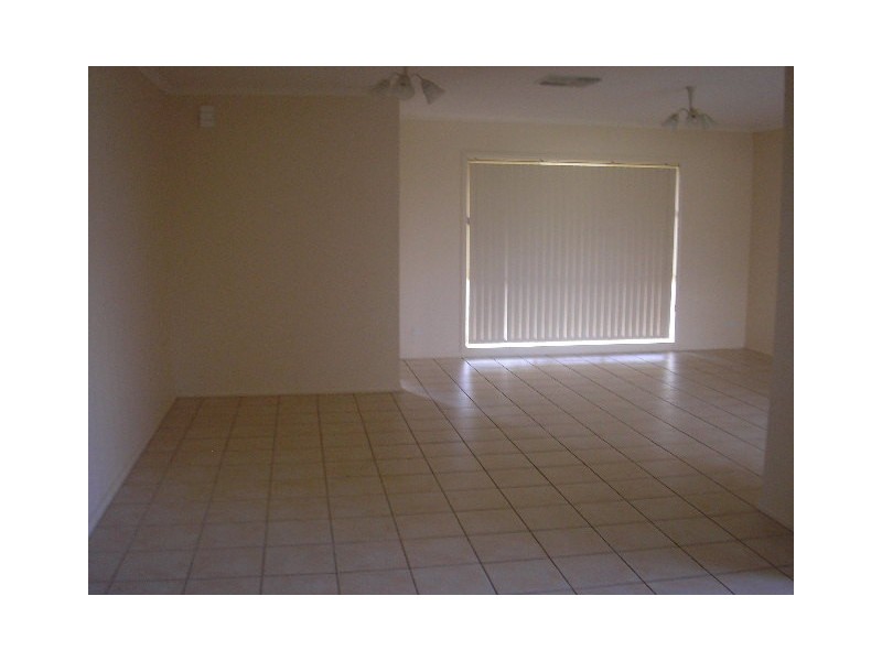 27 Canterbury Drive, Mildura VIC 3500