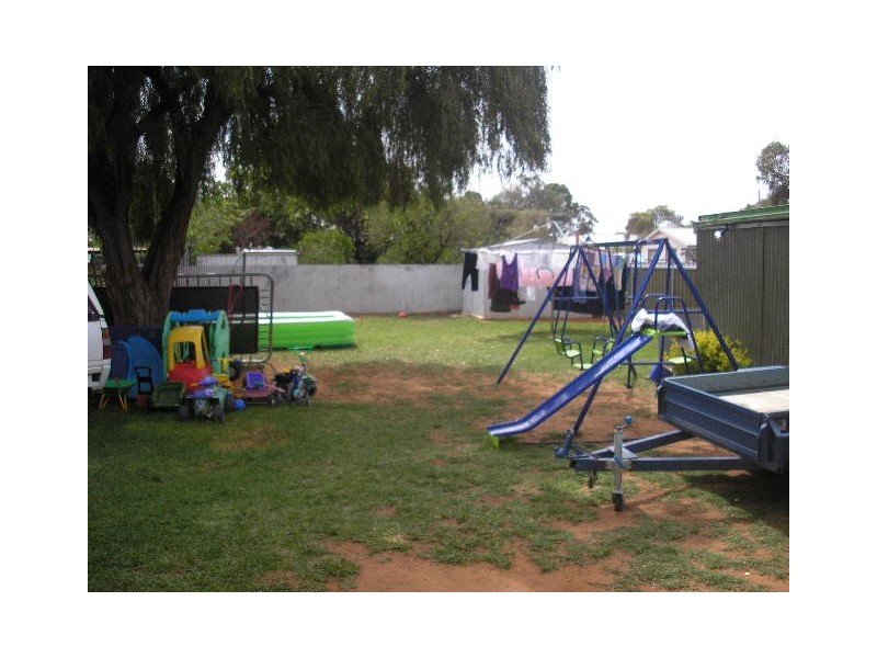 6 Laurel Street, Red Cliffs VIC 3496