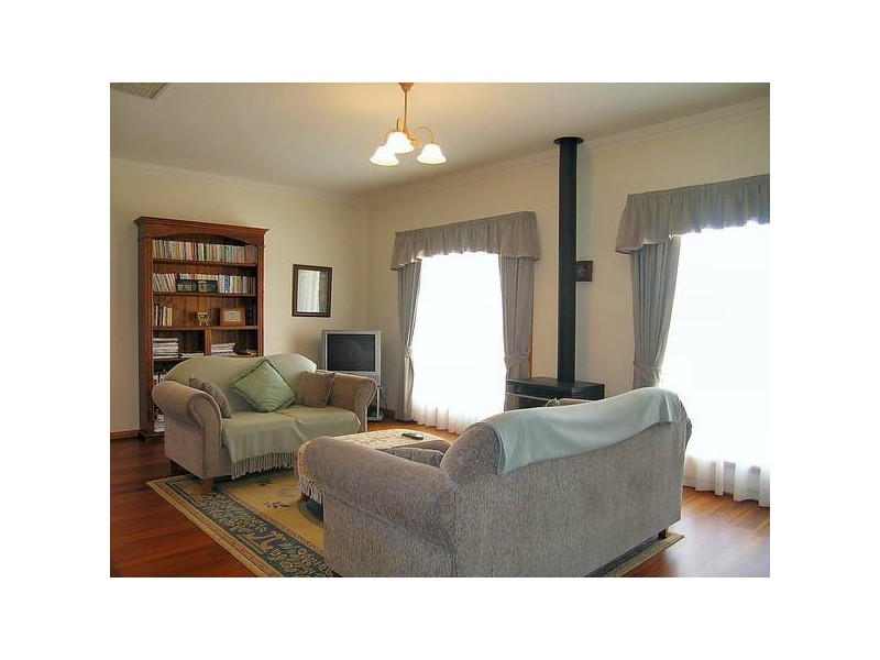 13 Edmund Barton Court, Mildura VIC 3500