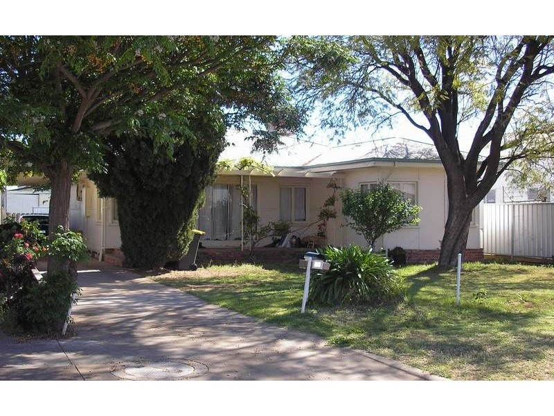 33 Tenth Street, Mildura VIC 3500