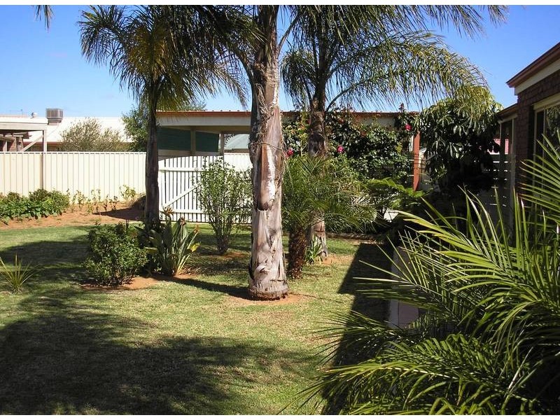 1 Gina Close, Mildura VIC 3500