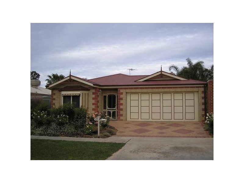 90 Riverside Avenue, Mildura VIC 3500