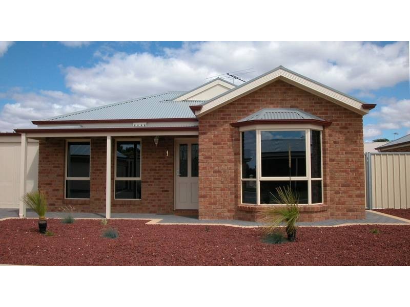 1/3 Hoyts Drive, Mildura VIC 3500