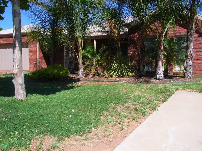 8 Planetree Drive, Mildura VIC 3500