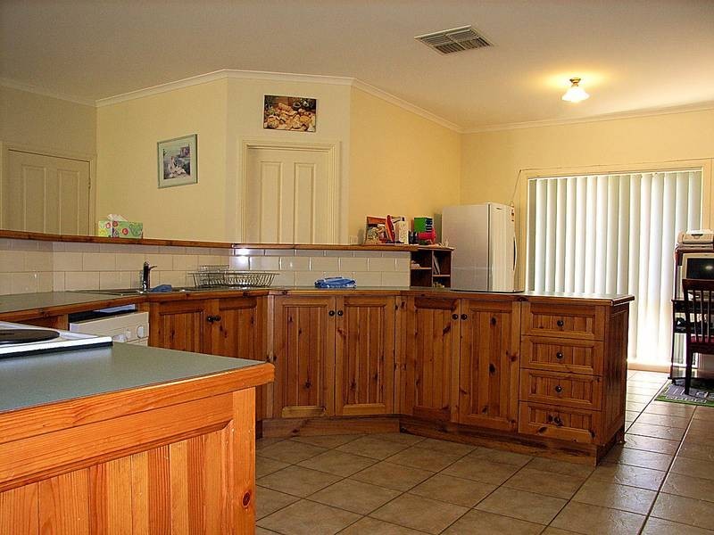 8 Planetree Drive, Mildura VIC 3500