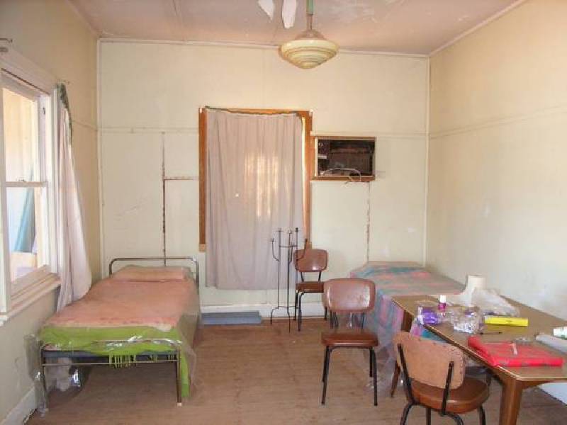 9-11 Tarcoola Street, Pooncarie NSW 2648