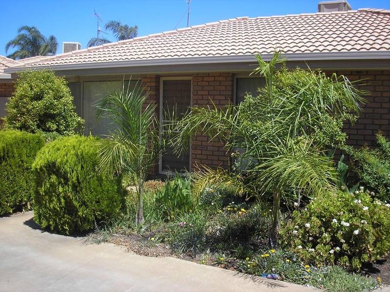 2 Leonda Village, Buronga NSW 2739