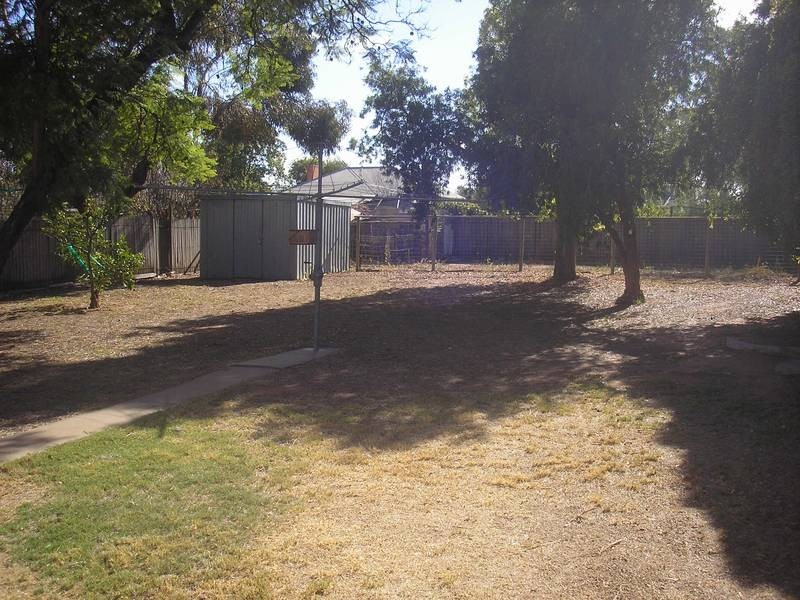 4 Jenkins Place, Mildura VIC 3500