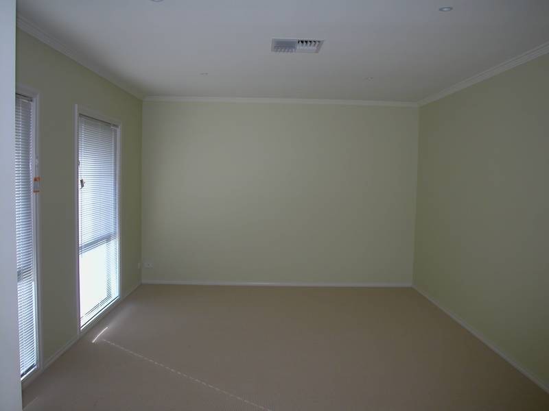 8 Bristol Way, Mildura VIC 3500