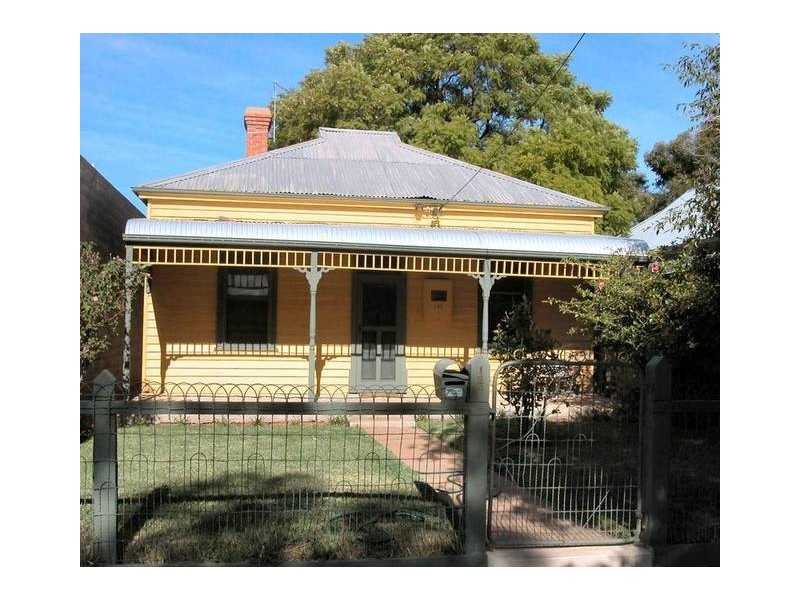 128 Pine Avenue, Mildura VIC 3500