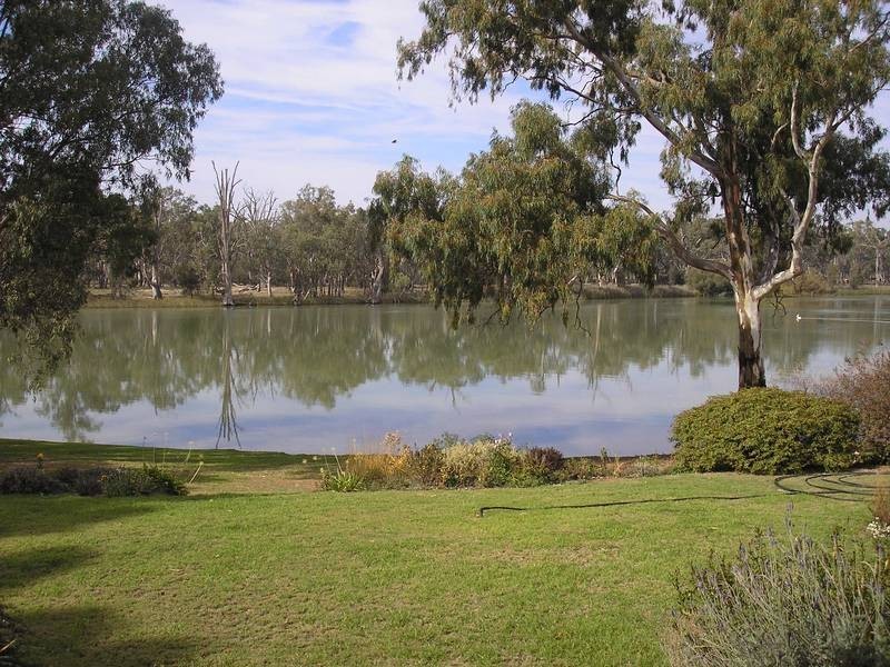 26 River Drive, Buronga NSW 2739