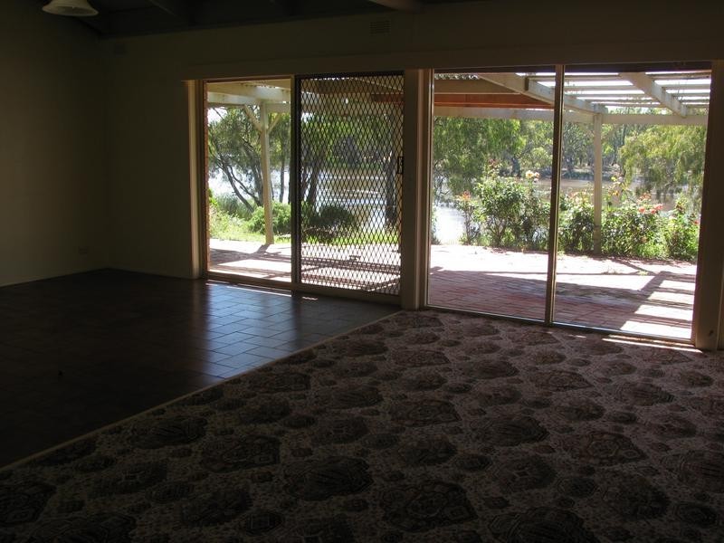 26 River Drive, Buronga NSW 2739