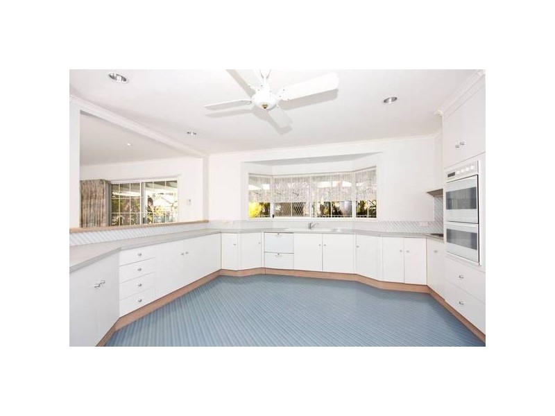 2 Leng Close, Nichols Point VIC 3501