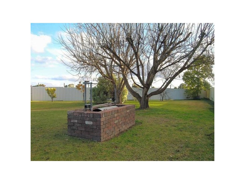 2 Leng Close, Nichols Point VIC 3501