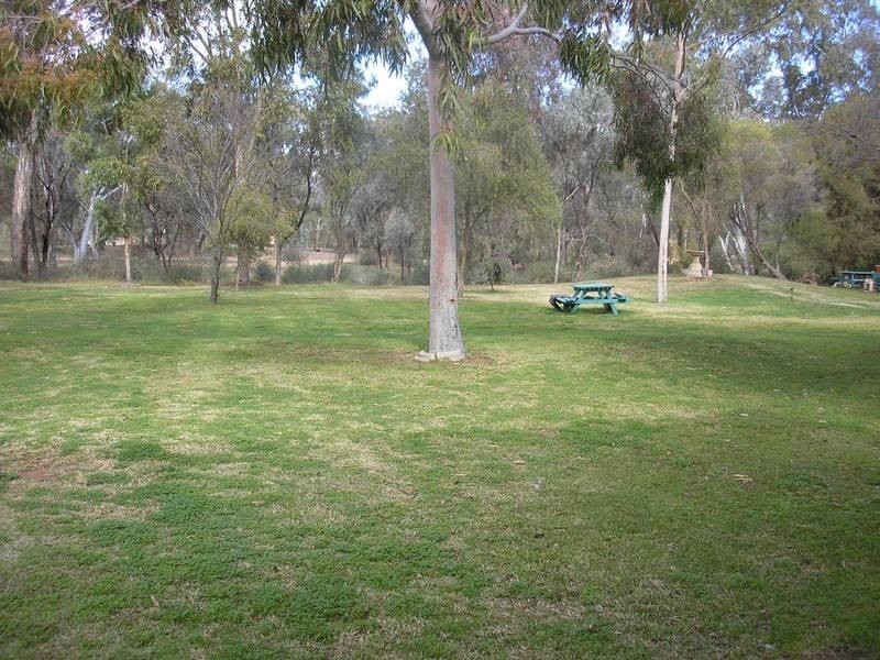 2 Riverlaze, Nichols Point VIC 3501