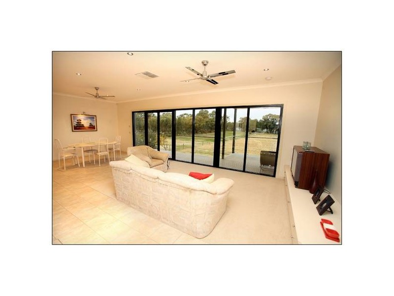 78a Sturt Highway, Buronga NSW 2739