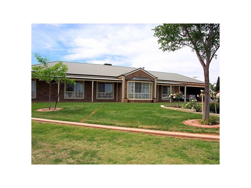 3037 Benetook Avenue, Mildura South VIC 3501