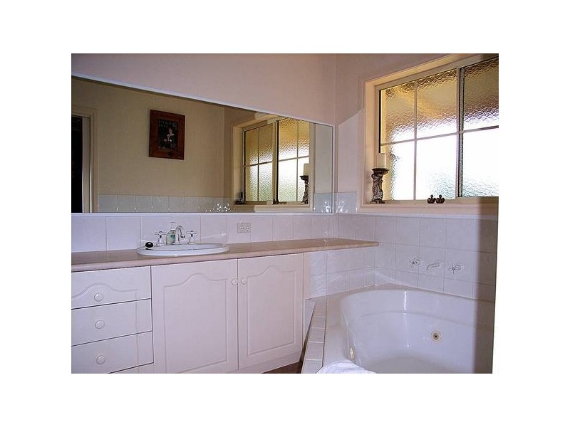 3037 Benetook Avenue, Mildura South VIC 3501