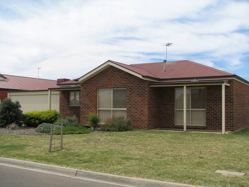 17 Reynolds Court, Mildura VIC 3500