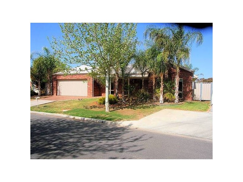 8 Planetree Drive, Mildura VIC 3500