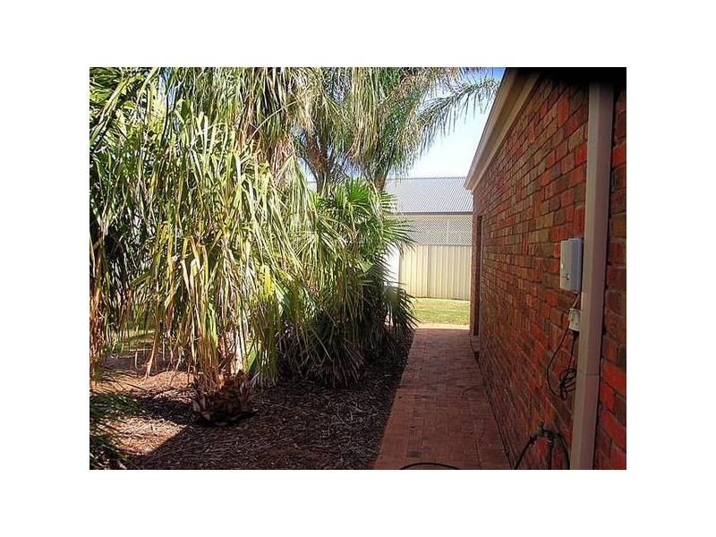 8 Planetree Drive, Mildura VIC 3500