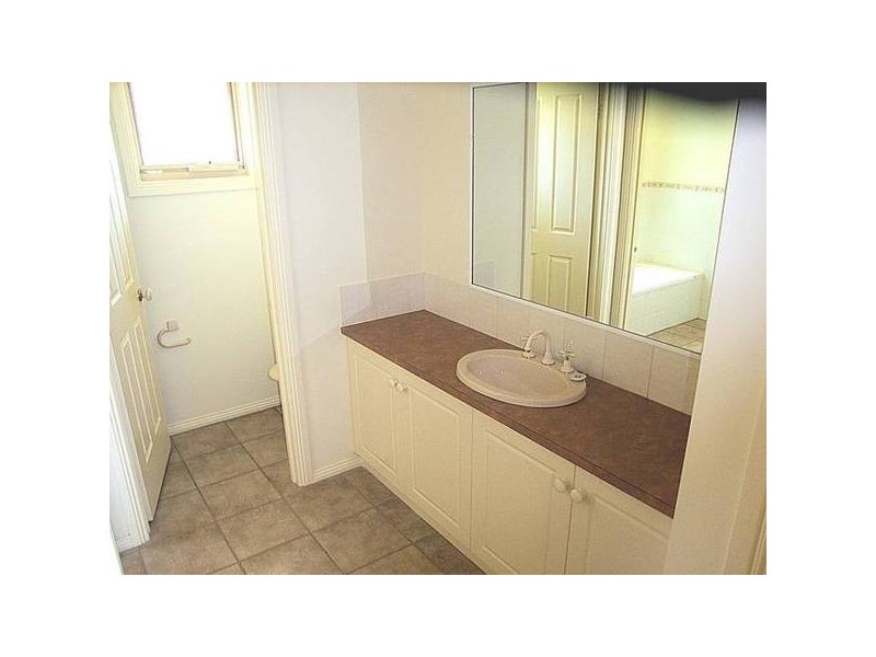 8 Planetree Drive, Mildura VIC 3500