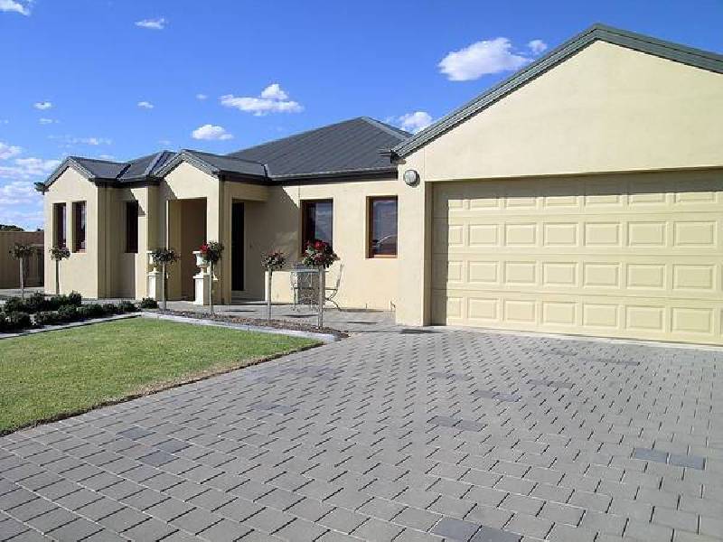 17 Tarrango Drive, Mildura VIC 3500