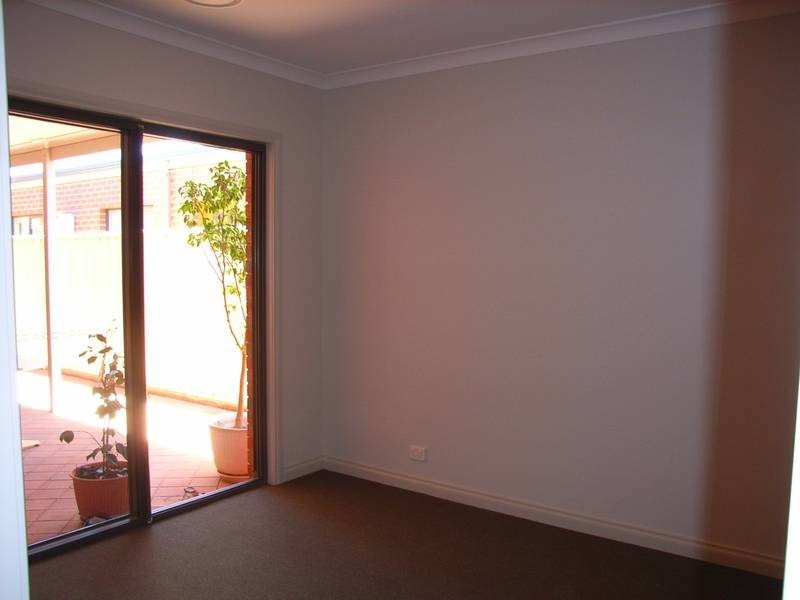 2/115 Olive Ave, Mildura VIC 3500