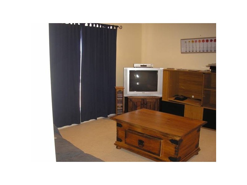 8 Fiona Drive, Gol Gol NSW 2738