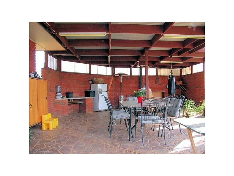 18 Morpung Avenue, Nichols Point VIC 3501