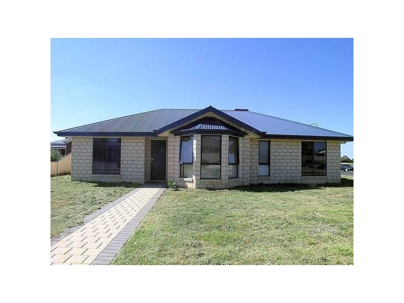 34 Midway Drive, Buronga NSW 2739