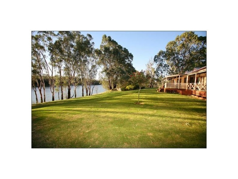 404 Pitman Avenue, Buronga NSW 2739