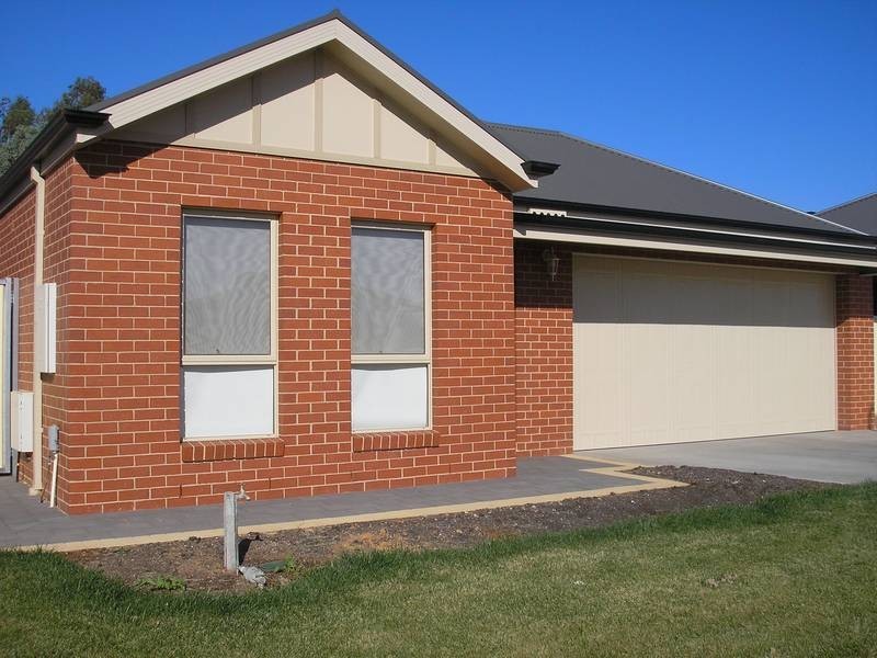 24 Tasman Court, Mildura VIC 3500