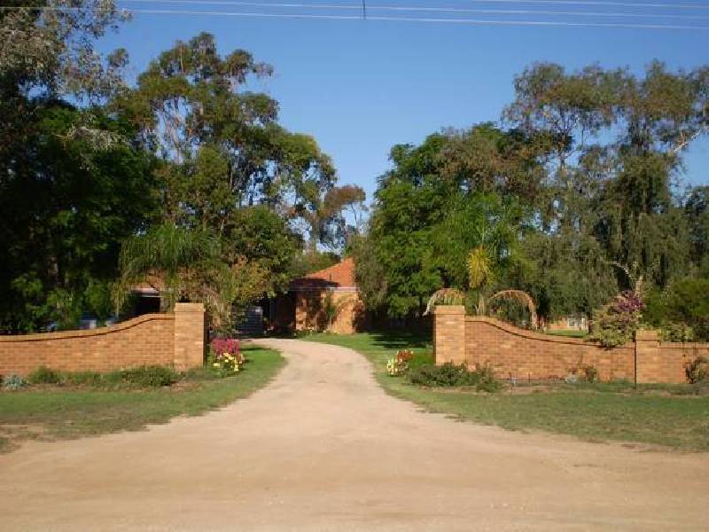 Karadoc Avenue, Irymple VIC 3498