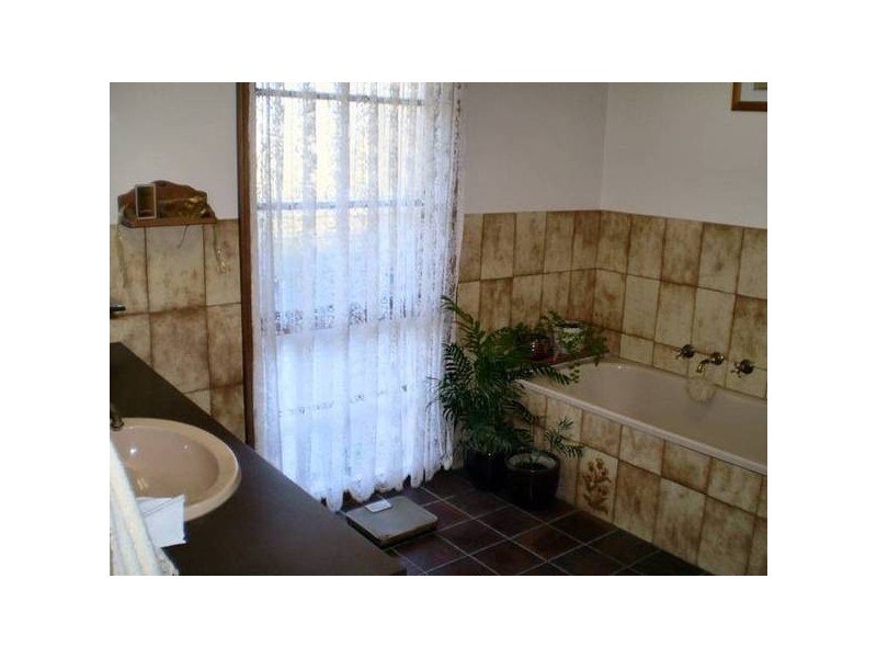 Karadoc Avenue, Irymple VIC 3498