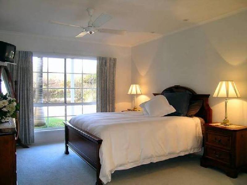 2 Leng Close, Nichols Point VIC 3501