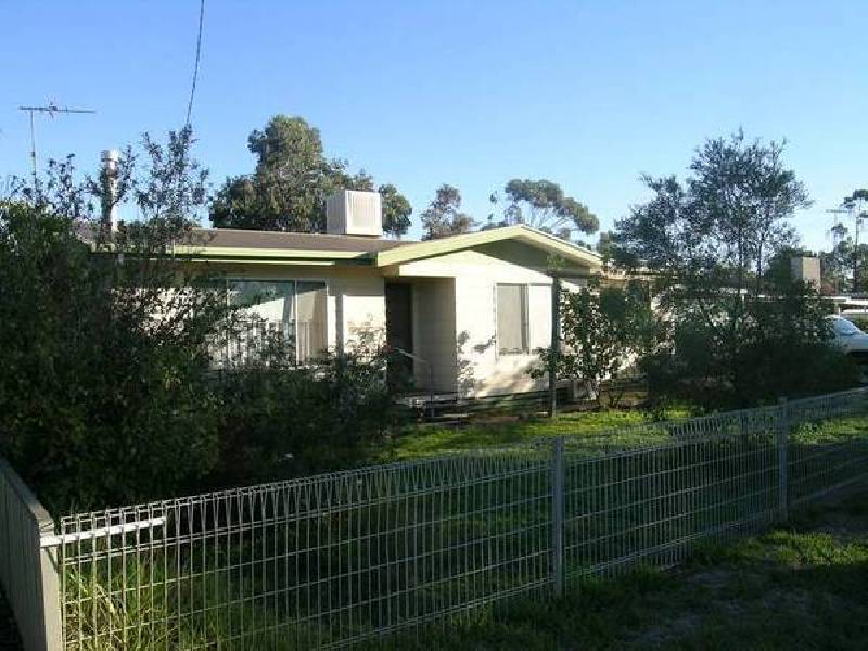 42 Maher Street, Euston NSW 2737