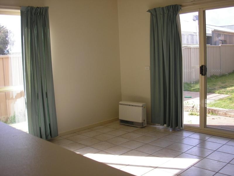 2/104 Olive Avenue, Mildura VIC 3500