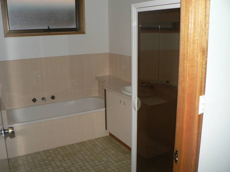 46 Degaris Drive, Mildura VIC 3500