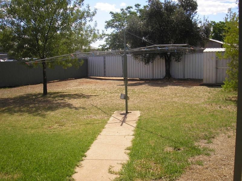 6 Waltham Avenue, Irymple VIC 3498