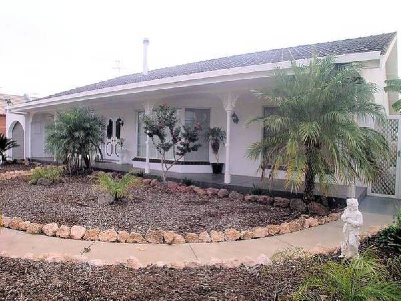 73 Walnut Avenue, Mildura VIC 3500