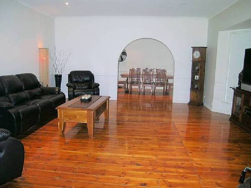 73 Walnut Avenue, Mildura VIC 3500