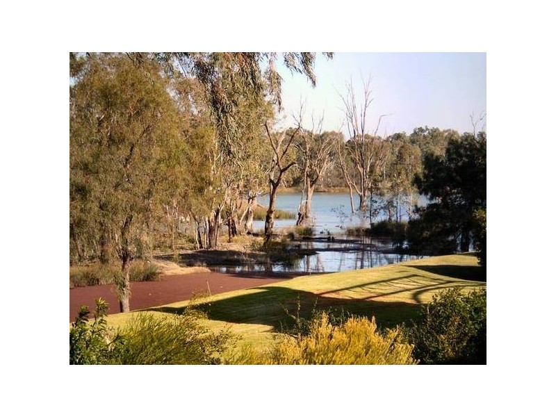 124 – 128 Sturt Highway, Buronga NSW 2739