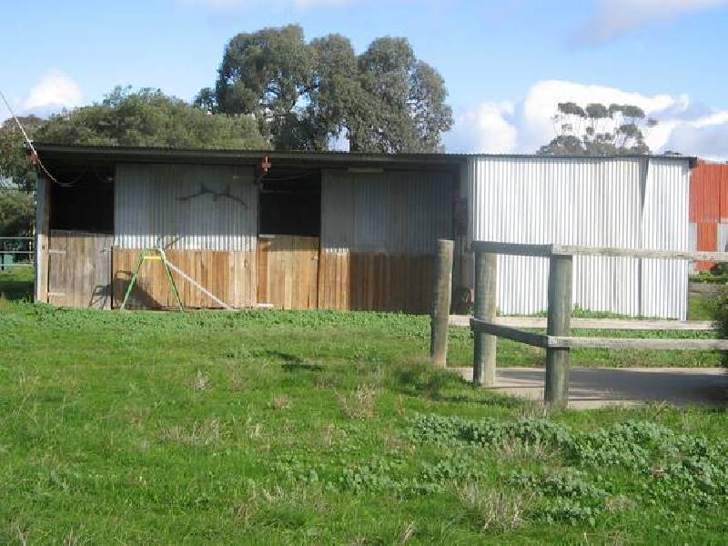 4 Smith Street, Warracknabeal VIC 3393