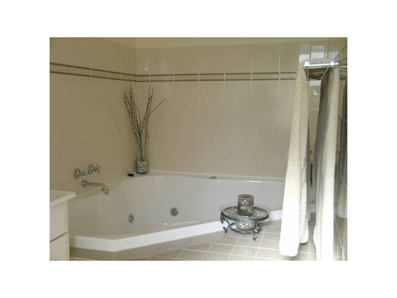 Mansell Drive, Mildura VIC 3500