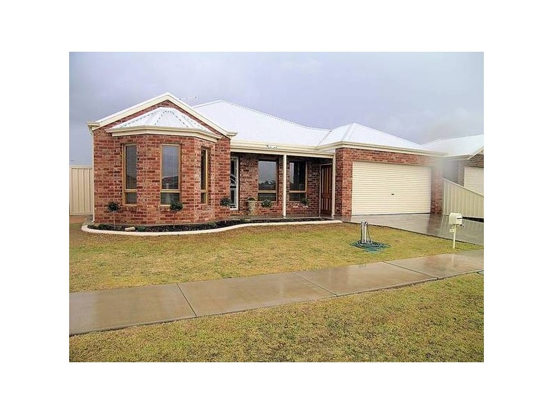 Carfora Drive, Mildura VIC 3500