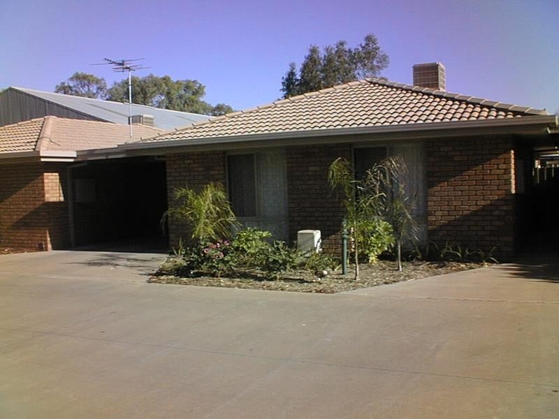 9 Leonda Village, Buronga NSW 2739