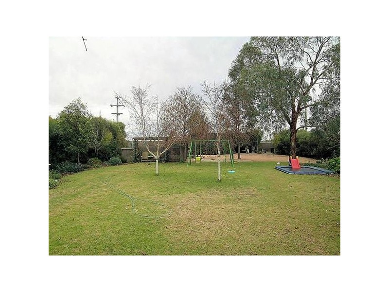 Paschendale Avenue, Merbein VIC 3505