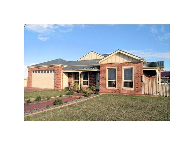 Summer Drive, Buronga NSW 2739